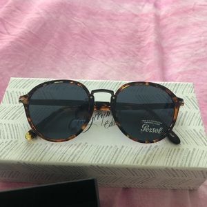 PERFECT CONDITION PERSOL SUNGLASSES